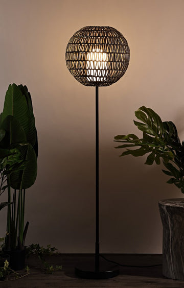 Bea 61" Outdoor Woven Globe LED Floor Lamp - JONATHAN Y